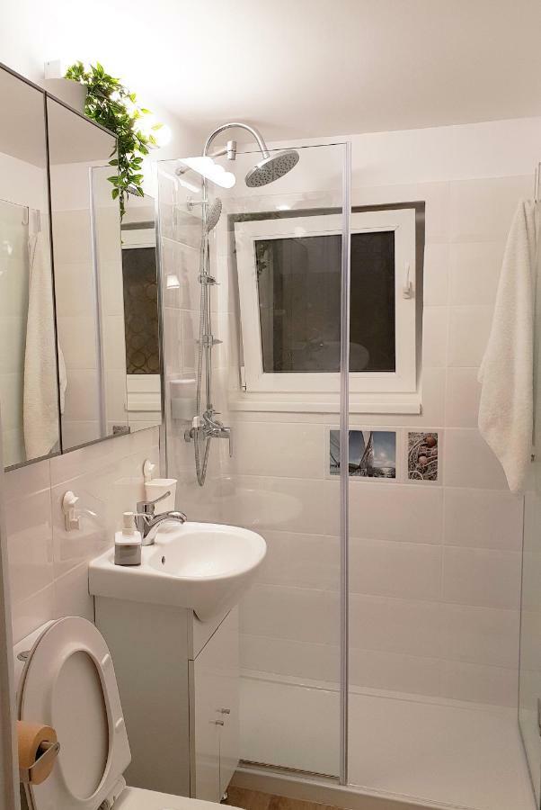 Central stylish & cozy one bedroom Apartment Bukareszt Zewnętrze zdjęcie